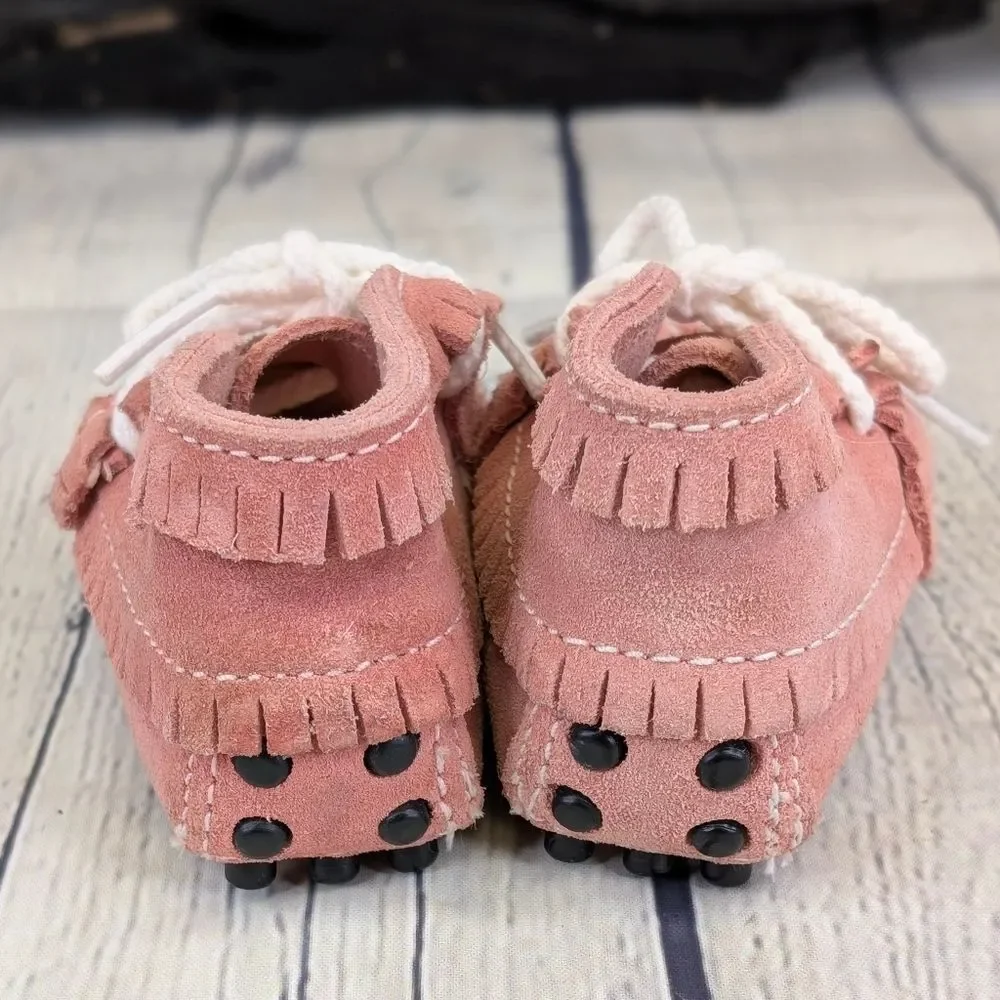 Minnetonka Infant Suede Moccasin Booties with Fringe – Soft Sole, Anti-Slip Grip